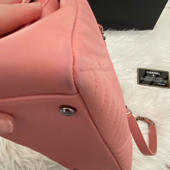 💕TRADE💕 Lambskin Chevron Leather Surpique Pink Chain Tote - Picture 7 of 13